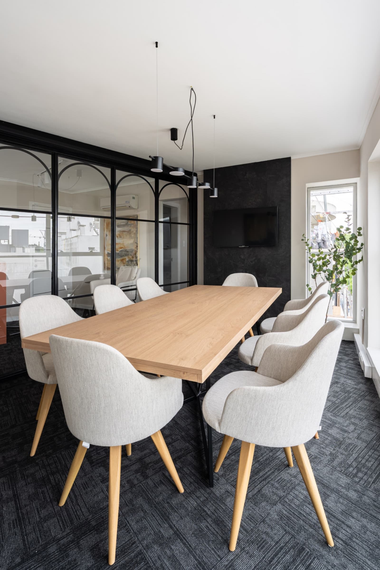 Oficina | Tiburcio Gomez